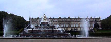 herrenchiemsee palace w fountain
