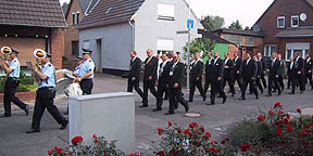 parade brass and dignitaries