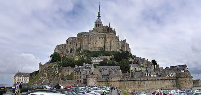 mont-st-michel-pano