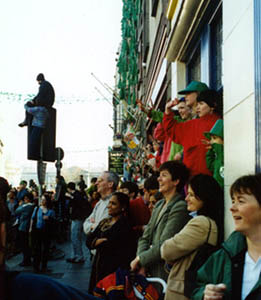 parade spectators