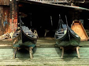 gondola building