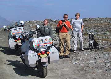 verna and firends galdhopiggen