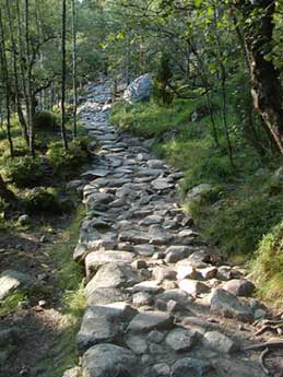 preikestolen path