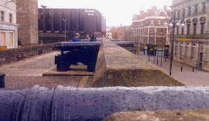 cannon wall derry