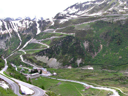 road-to-grimselpass-from-fu
