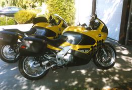 k1200rs_in_ca_small