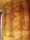 wall relief * Relief found on the back wall of the Queen's temple. The royal couple is offering wine and flowers to the deities.  * 324 x 432 * (66KB)