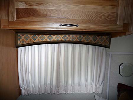 Bedroom Cornice